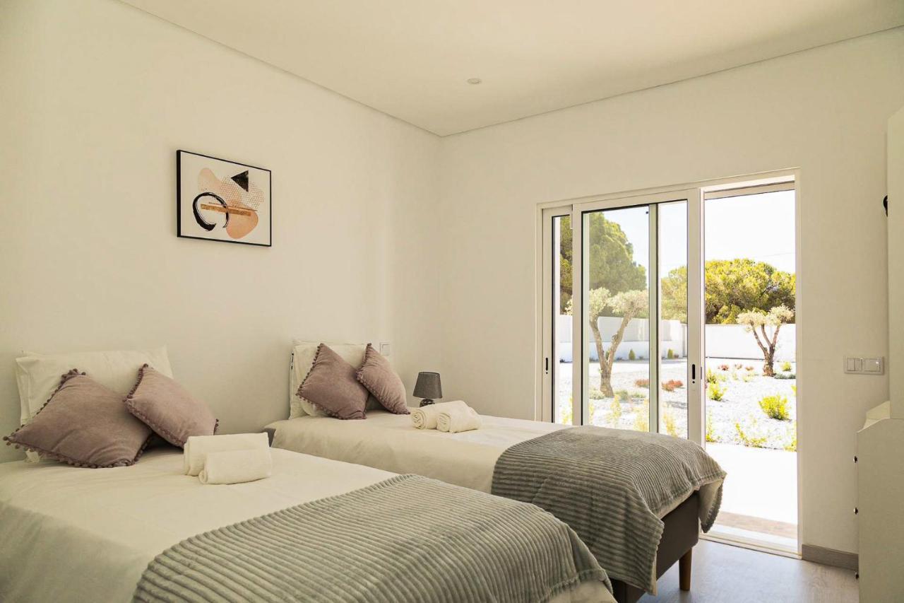 O Pinhal Do Avo - By Bedzy Apartment Almancil Bagian luar foto